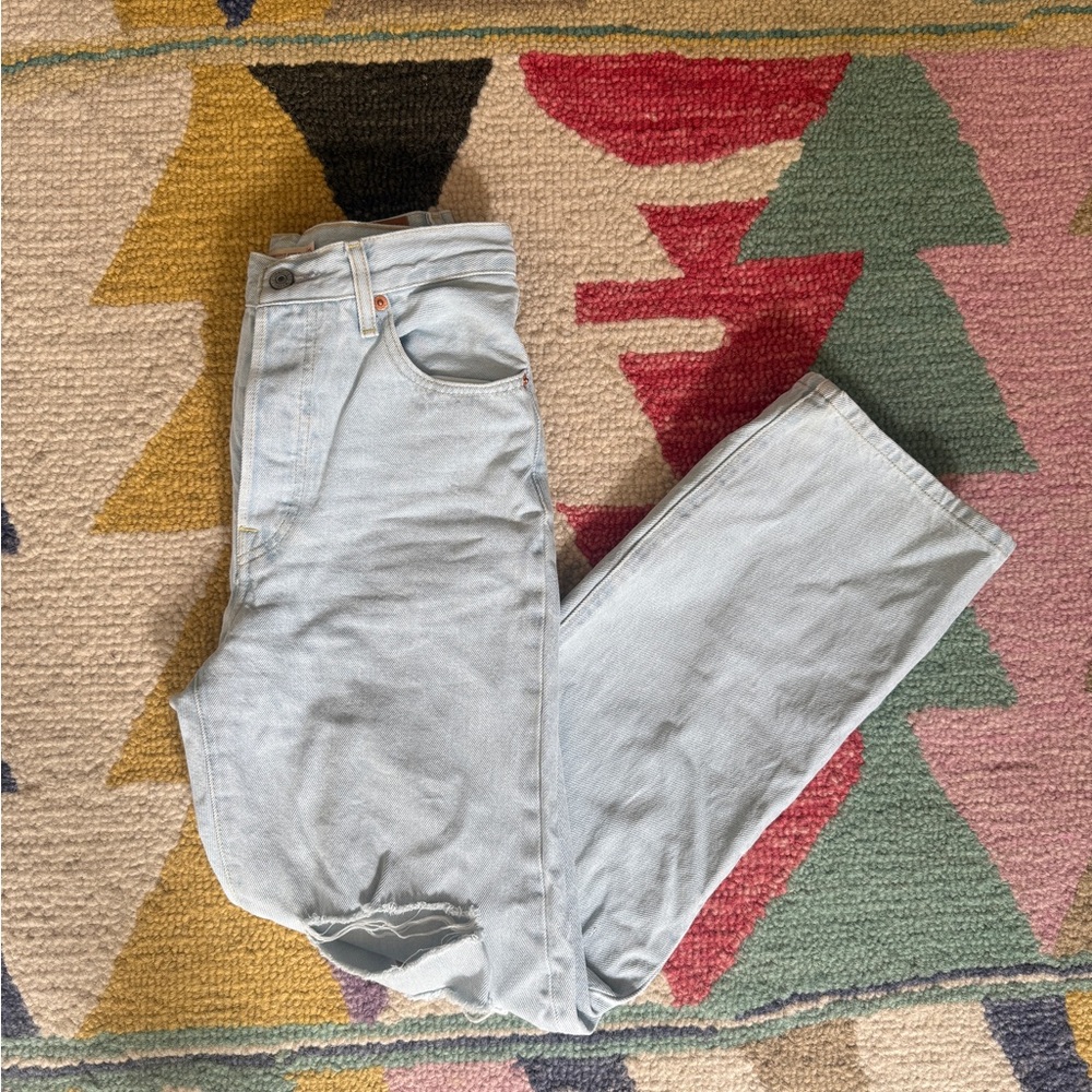 Levi’s Ripped Ribcage Straight Ankle, light wash - Picture 2 of 8